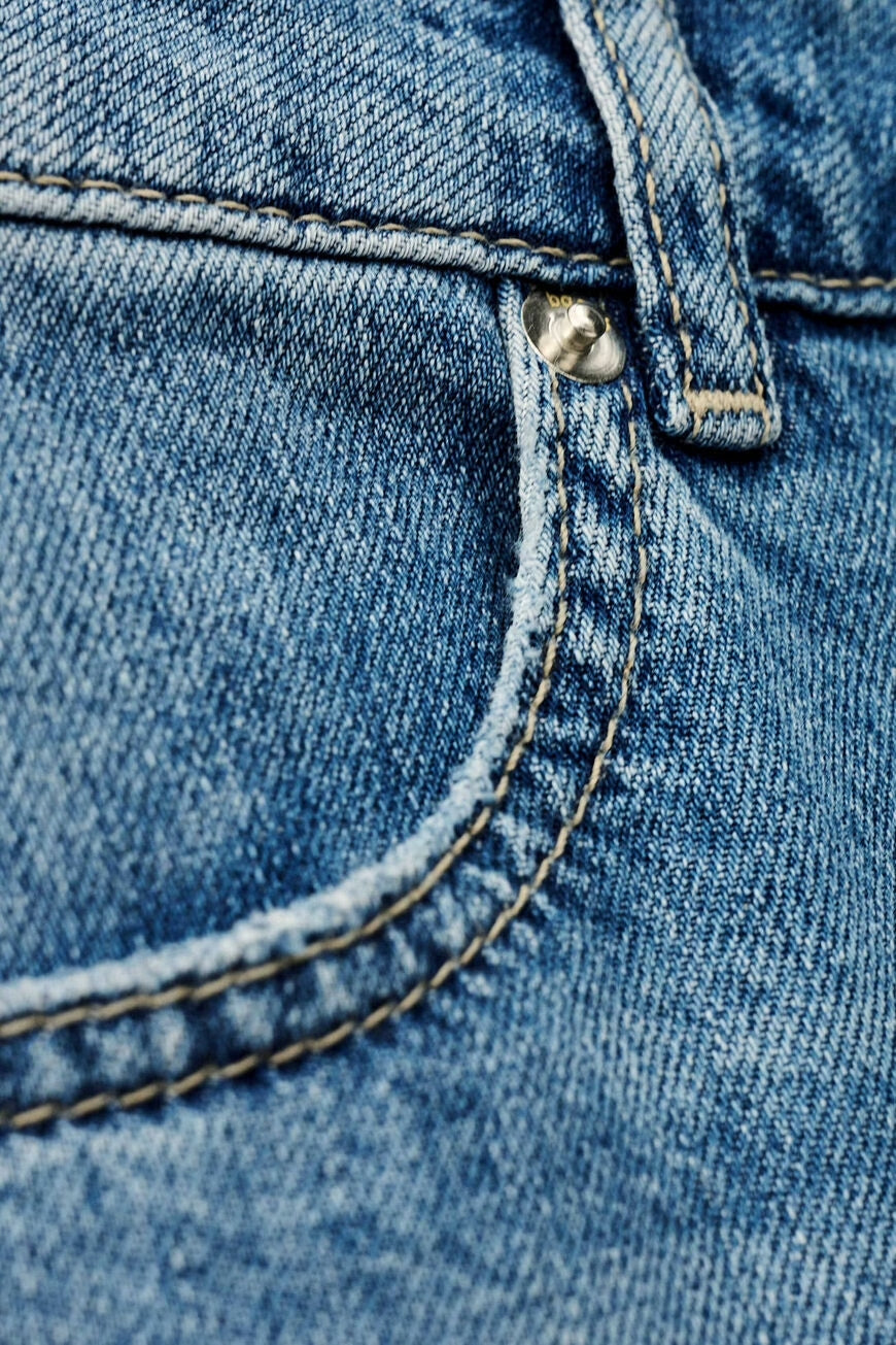 Musc Jean - Light Used Blue