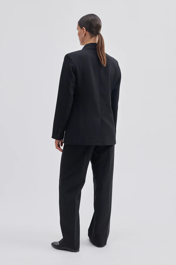 Evie Fitted Blazer- Black