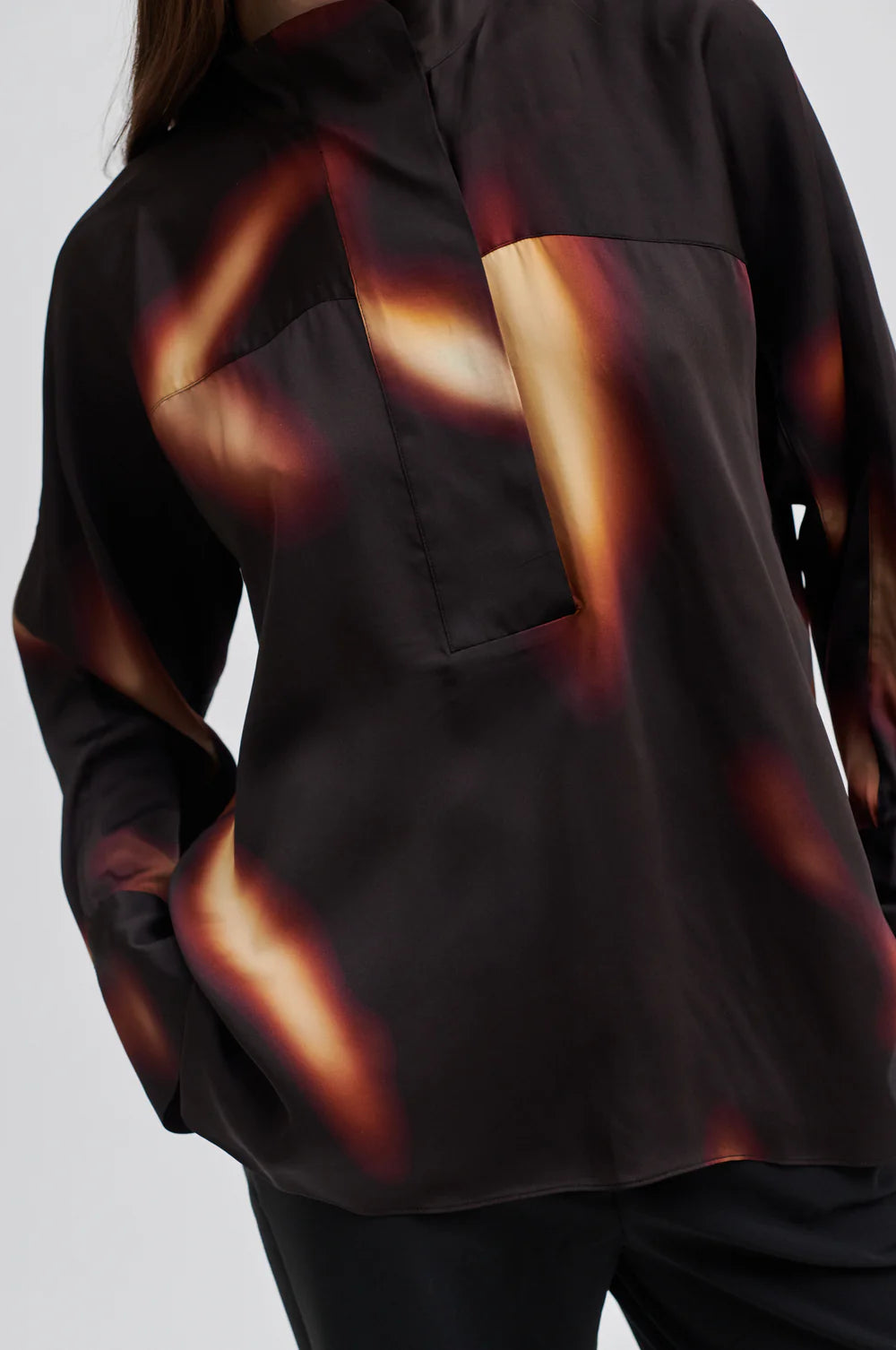 Glowing Blouse Black