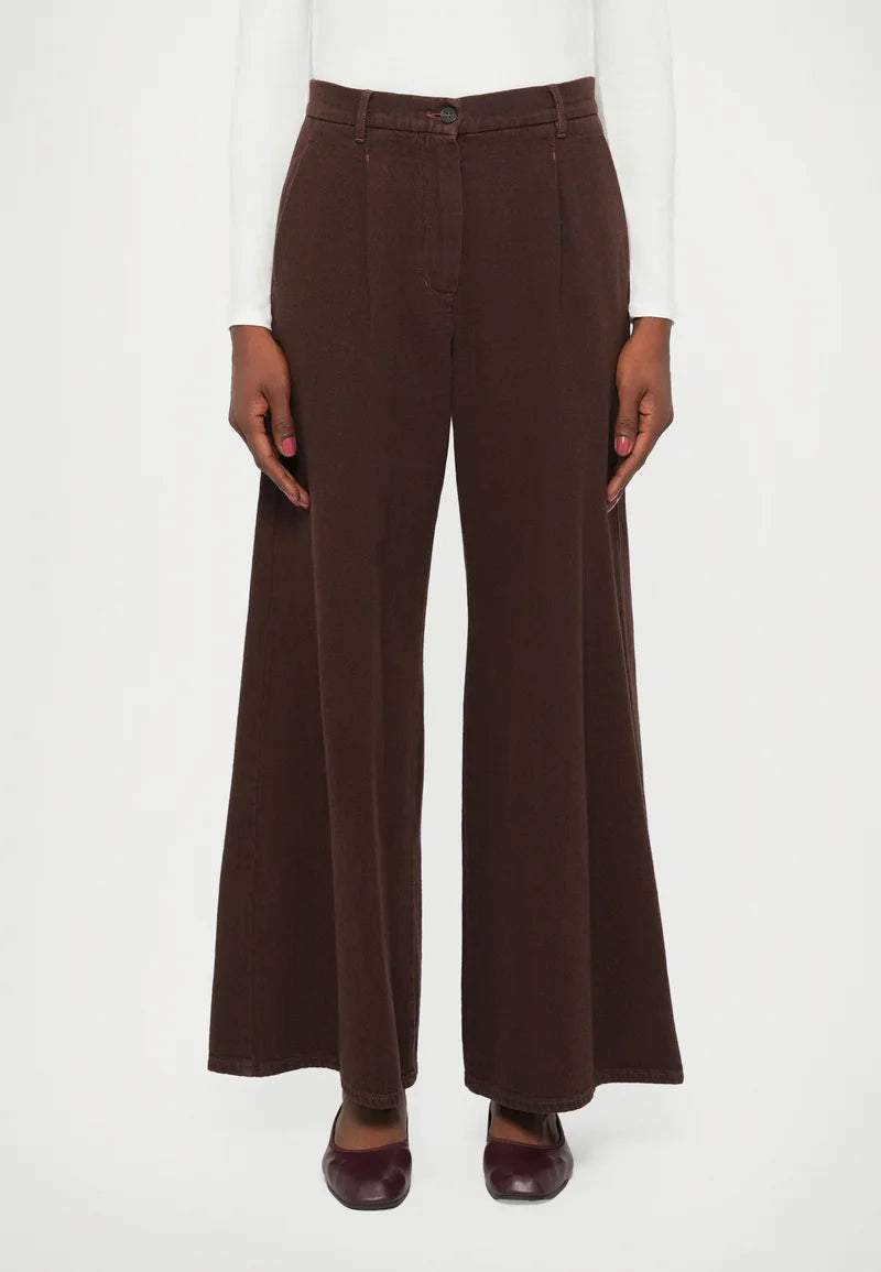 Nanda Chocolate Jean