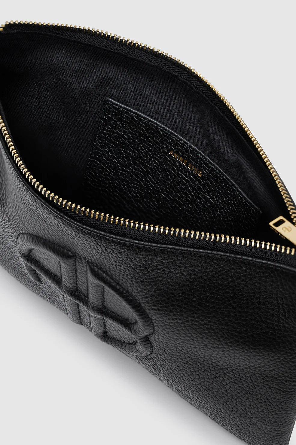 Lili Pouch Black