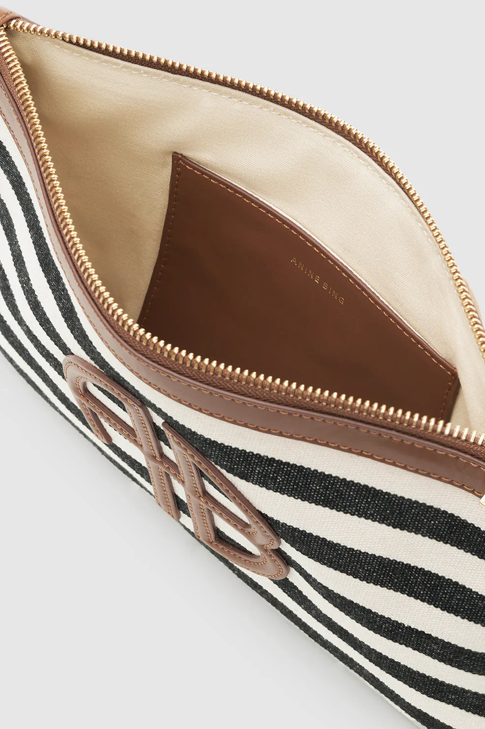 Lili Pouch Blk & Nat