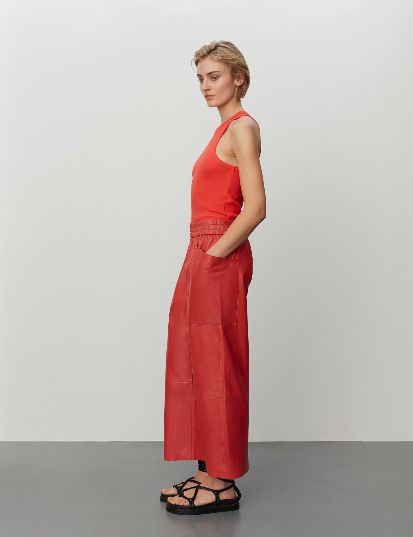 Alisson Tank- Hibiscus