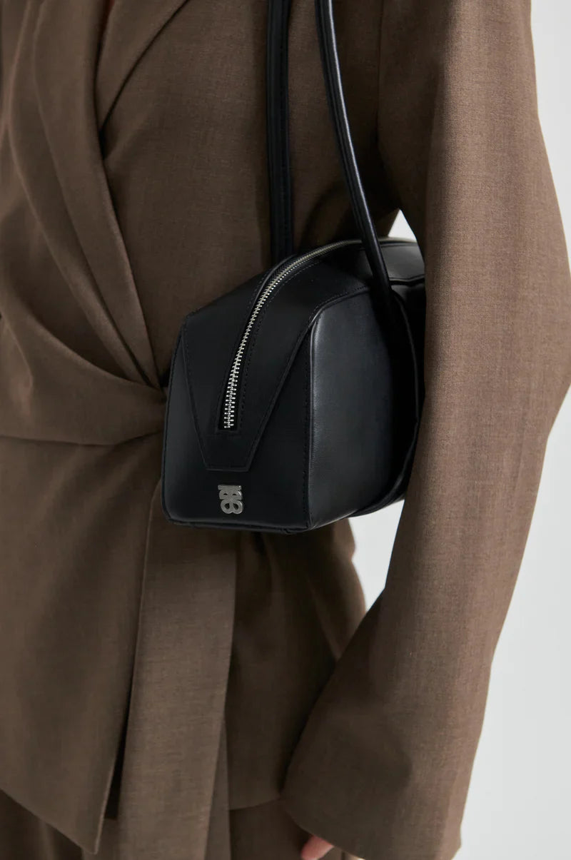 Finesse Leather Bag - Black