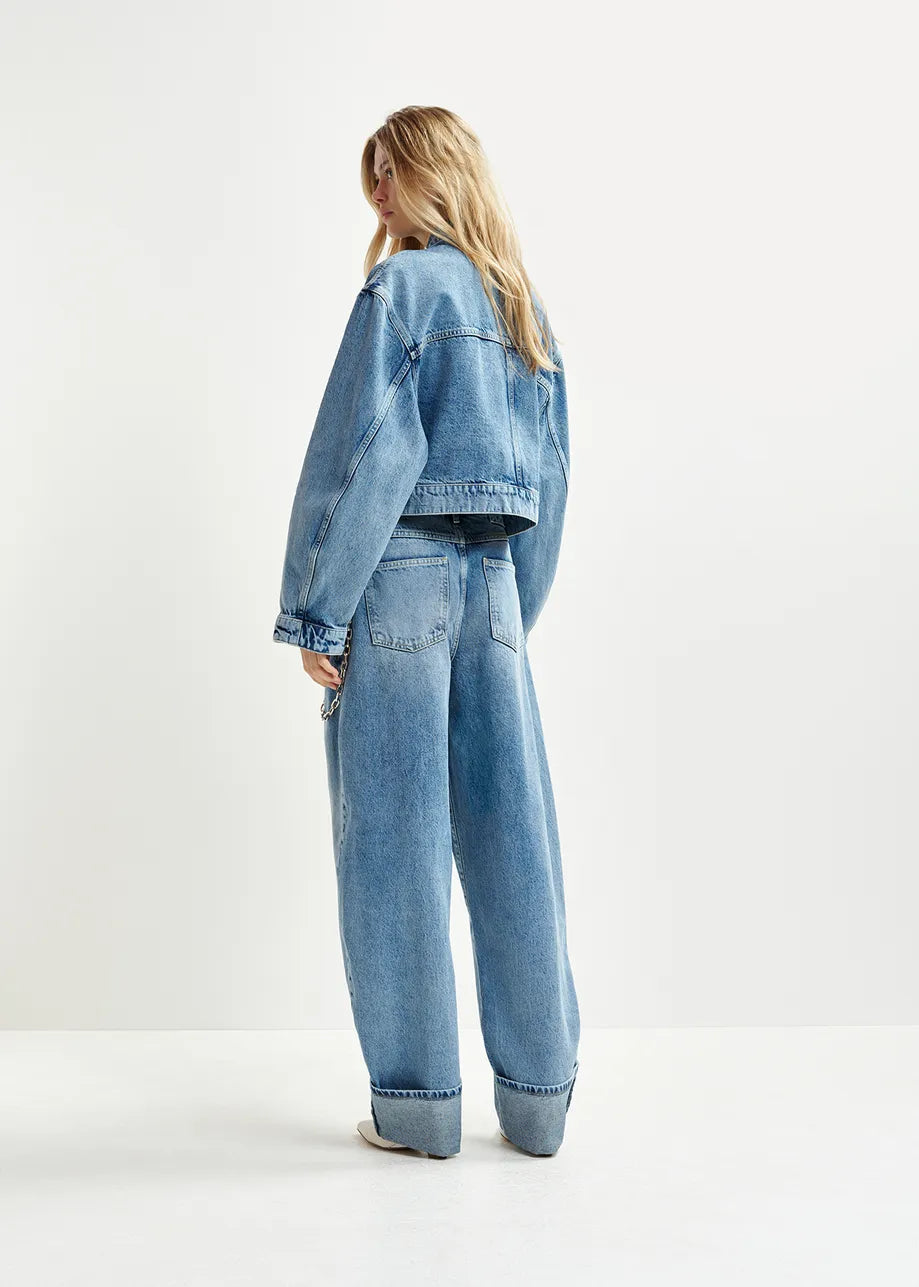 Huge Jeans