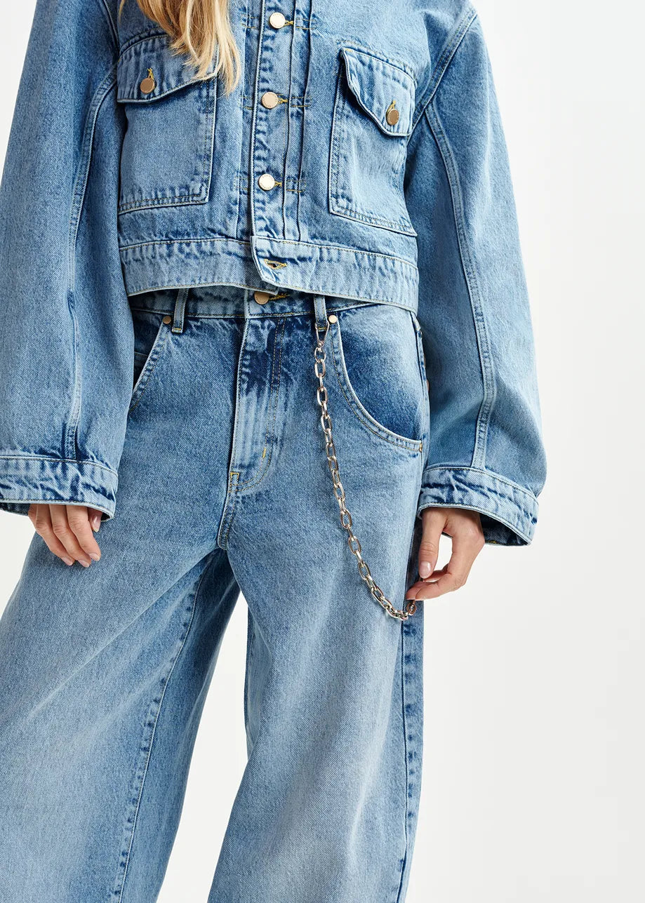 Huge Jeans