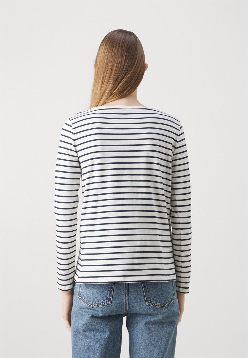 Erasmo Body top