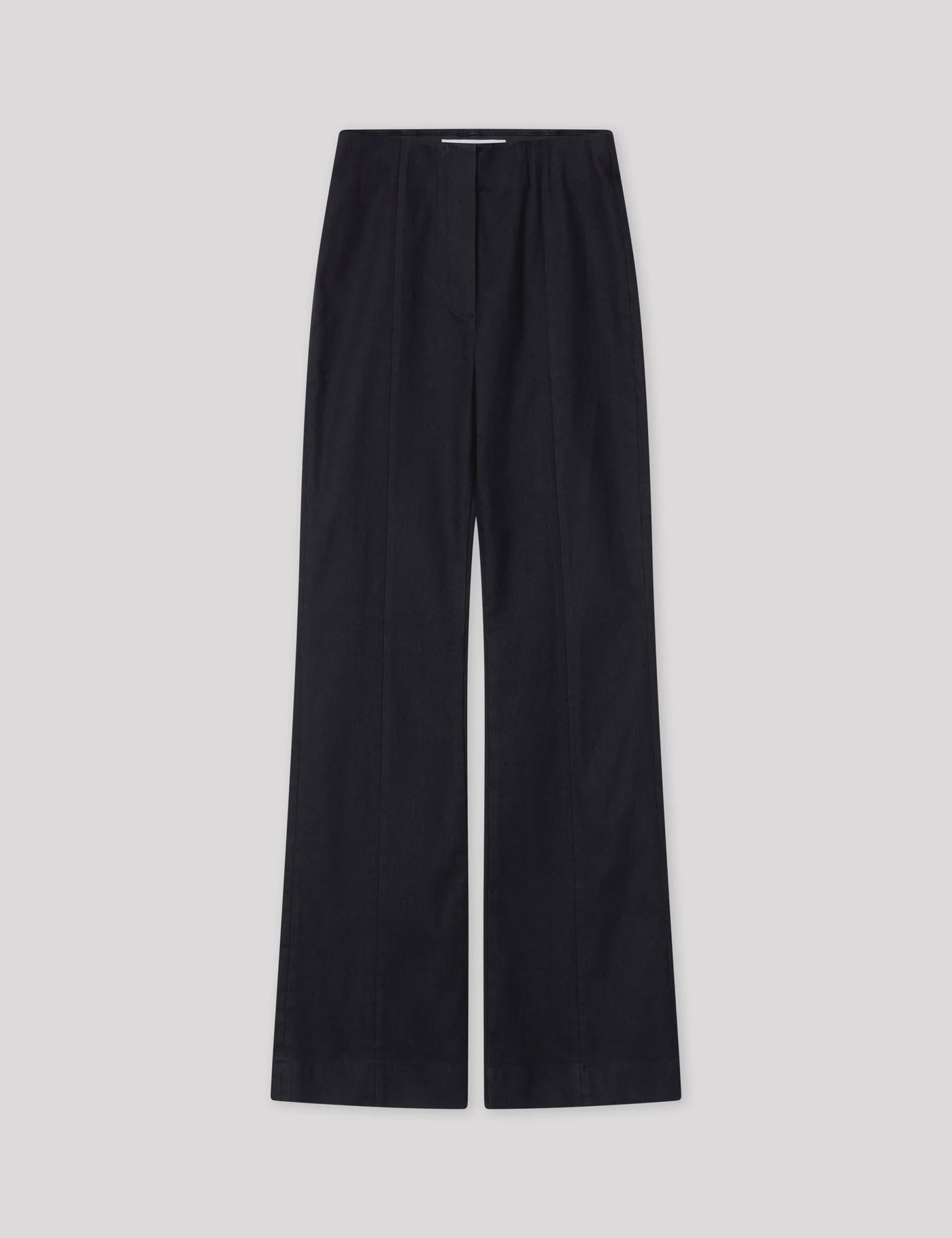 Leah - Comfy Denim
