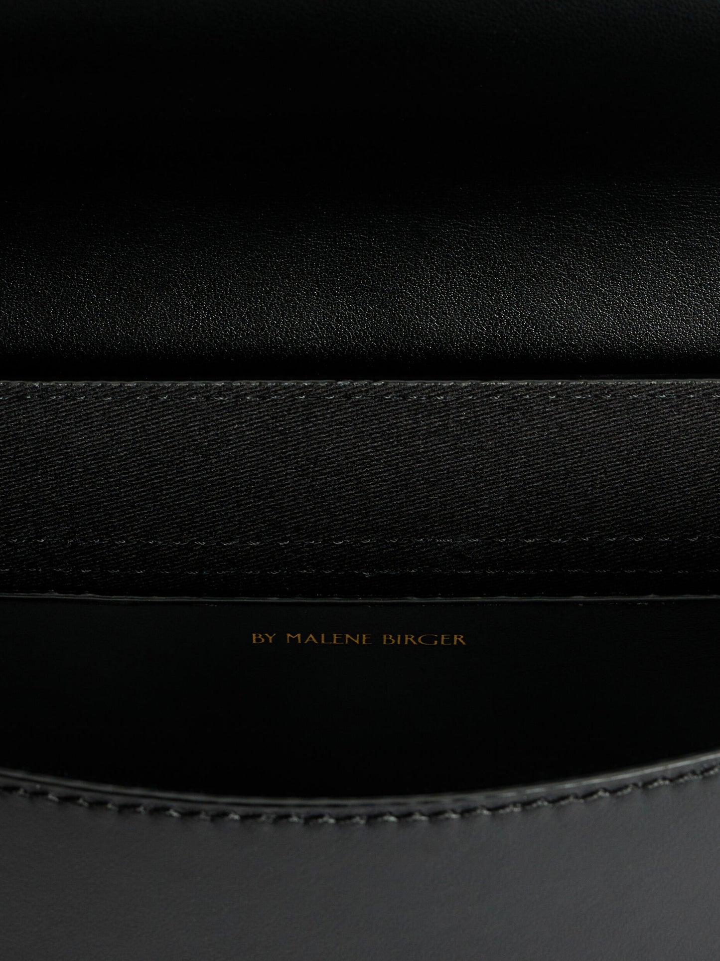 Maellon Leather Shoulder Bag Black