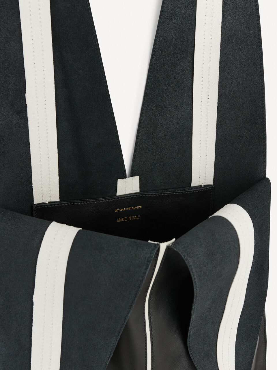Iyla Handbag