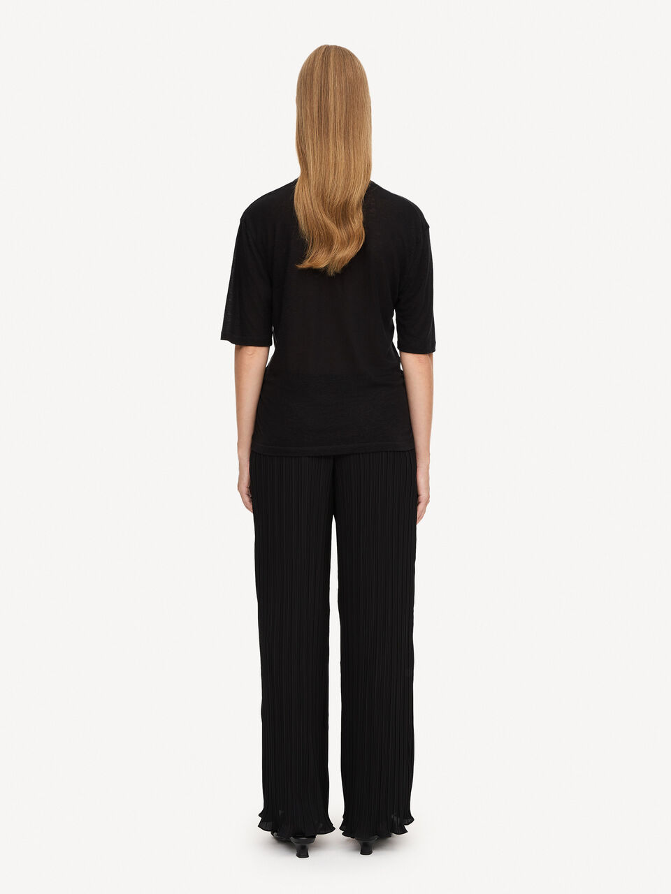 Amaringa T-Shirt- Black