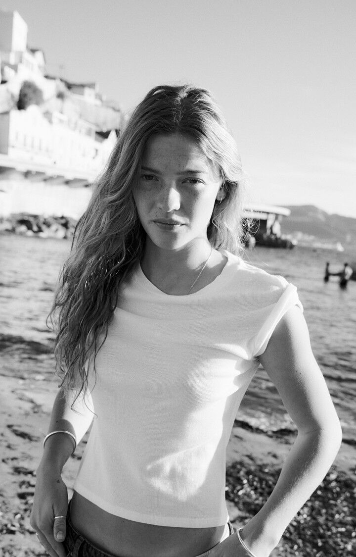 Sully White tee