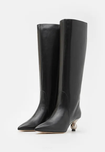 Assiro Black Boots