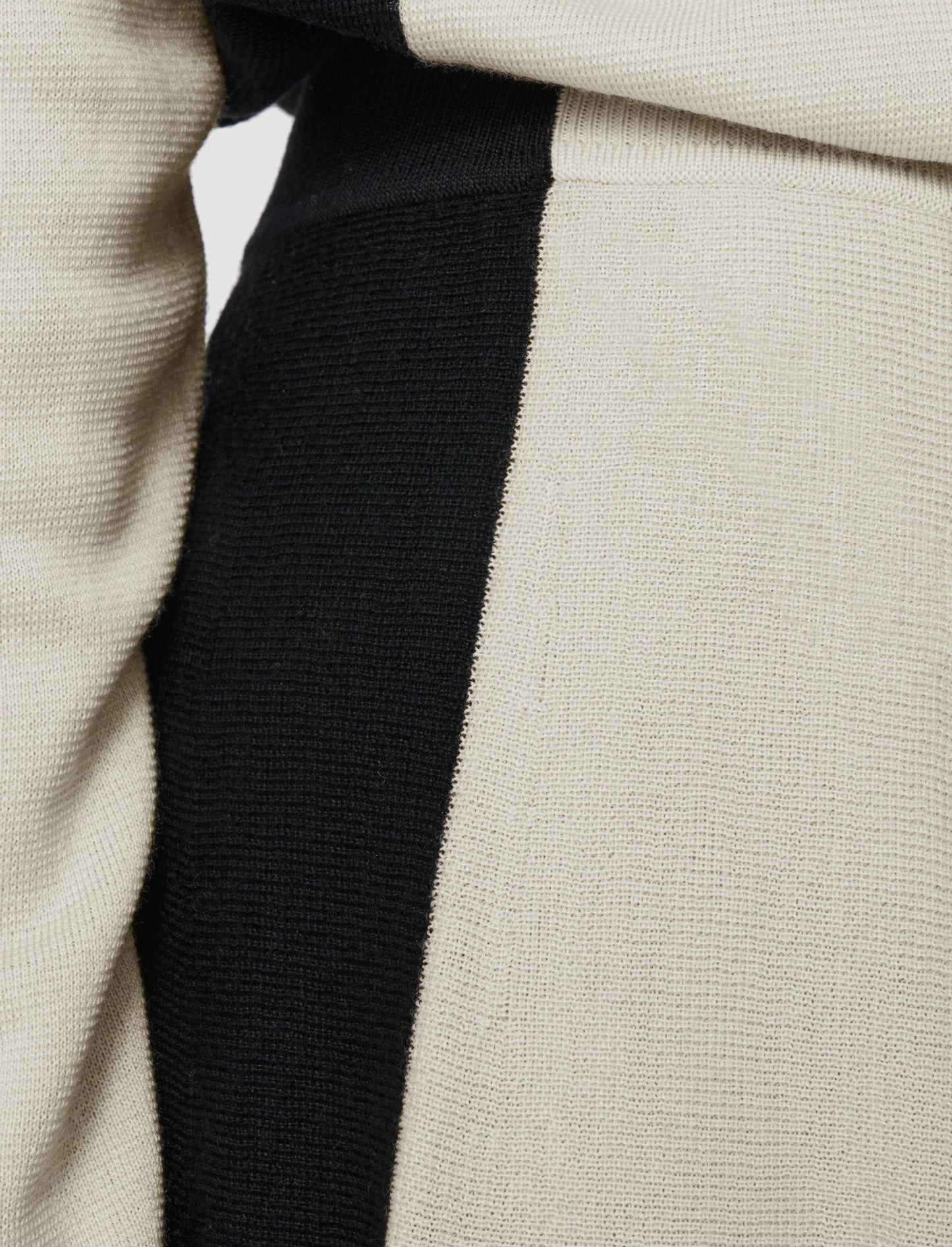 Bi-Colour Knit Skirt