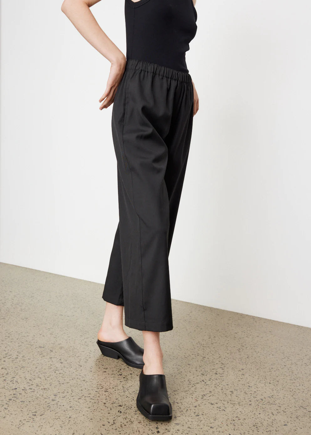 Nakato Pants Black