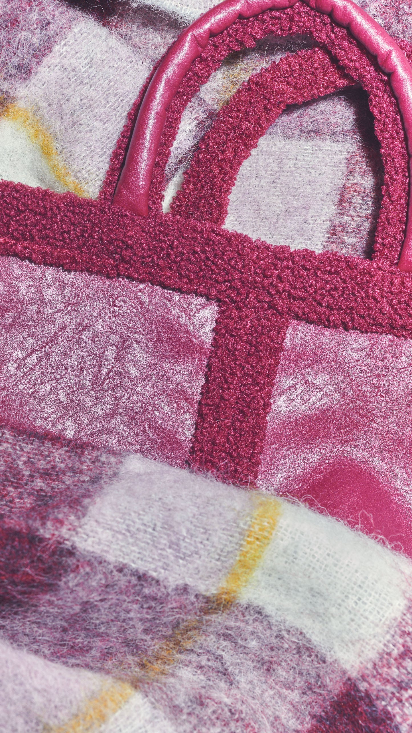 Kelsey Bag Maroon Banner