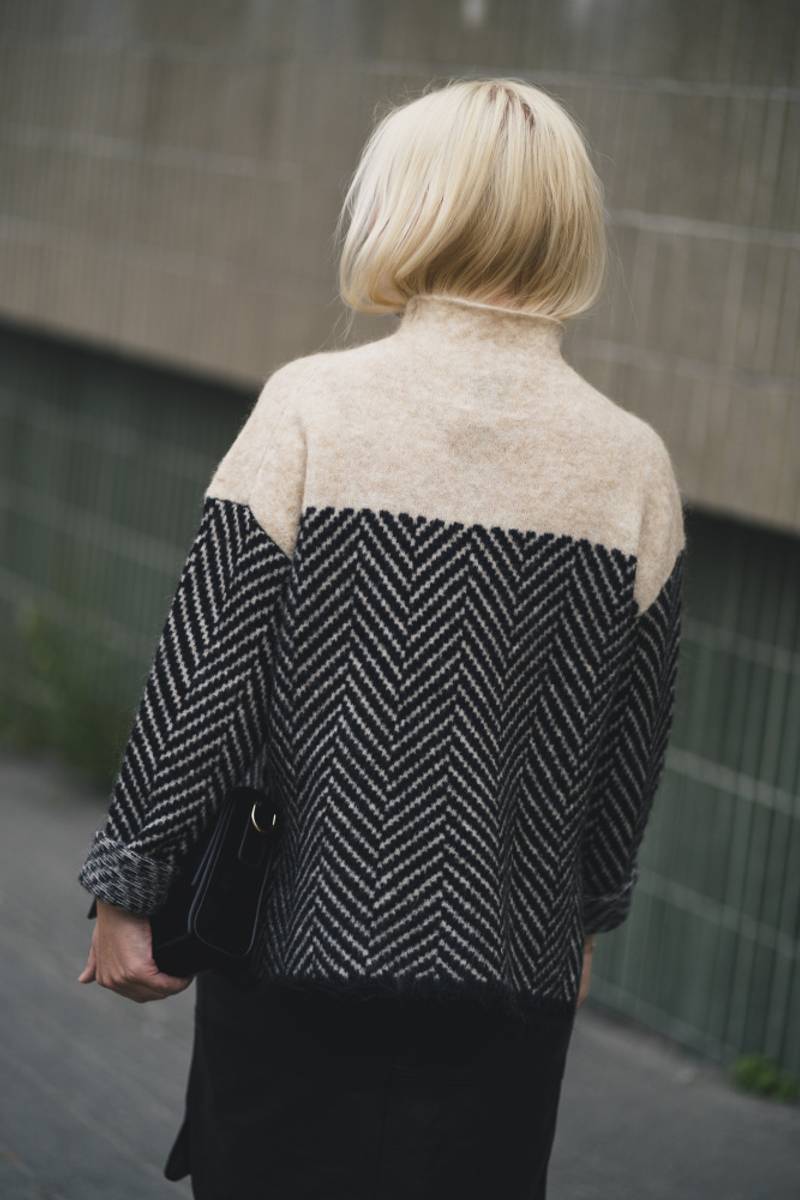 Herrin Knit T-Neck - Black