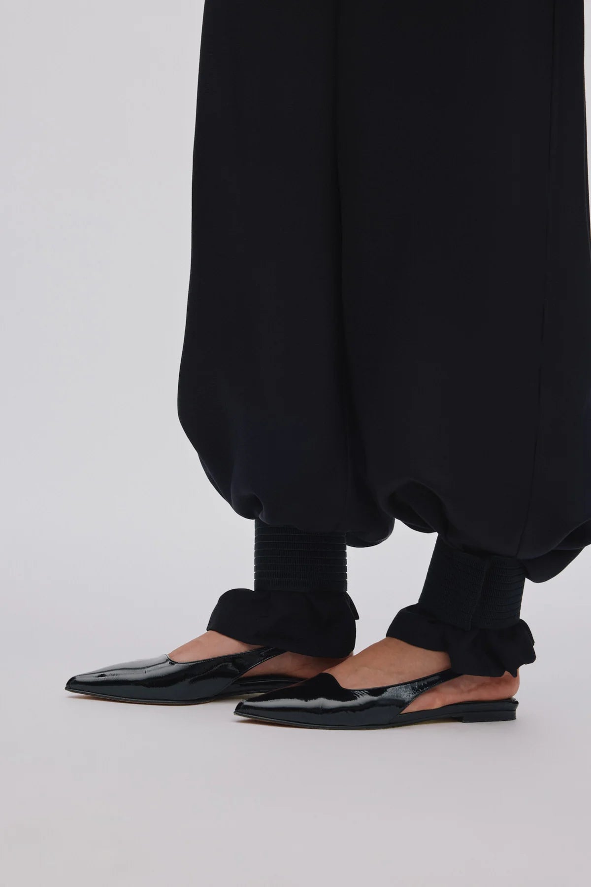 Dalvina Grossgrain Cuff Detail Pants - Black