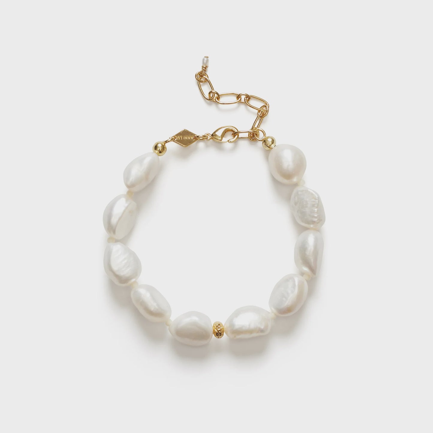 Big Stellar Pearly Bracelet Carnival