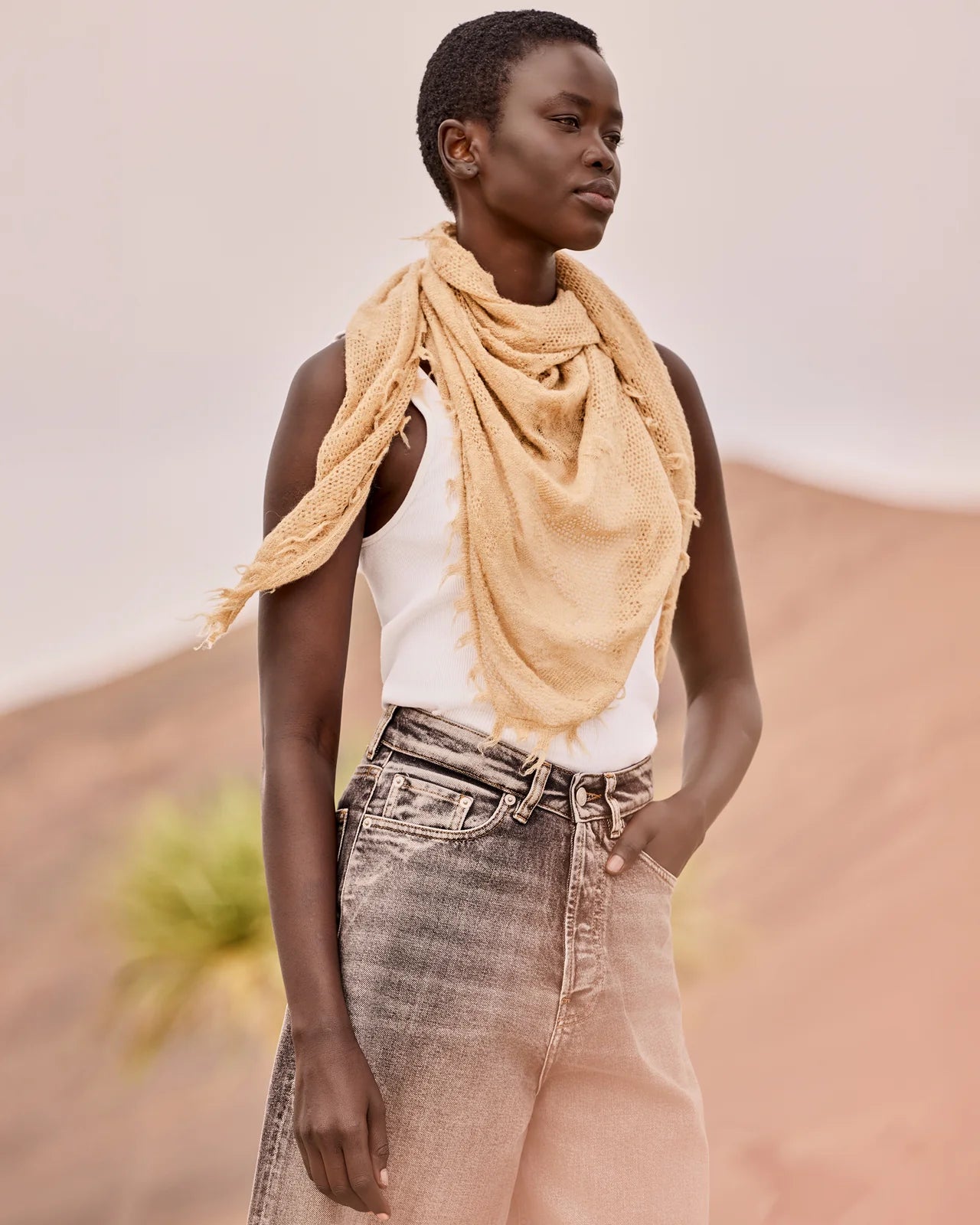 Aphina Scarf Beige