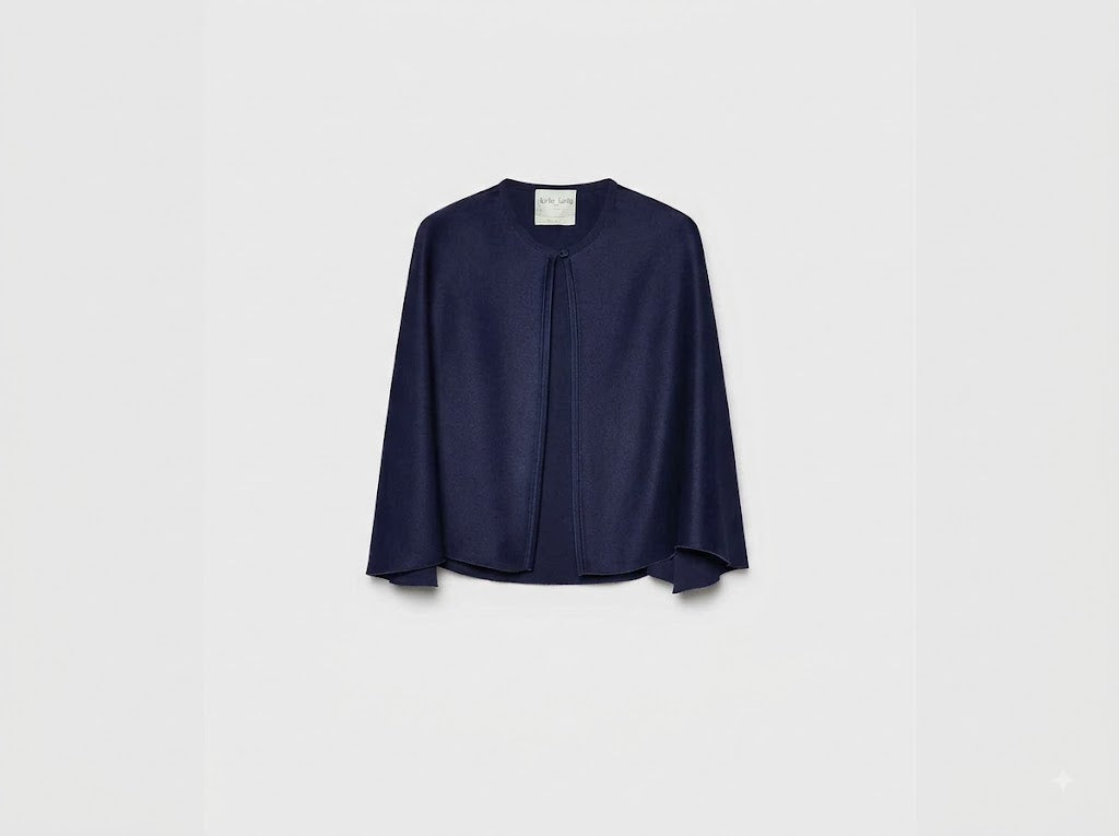 Envers Satin Cape