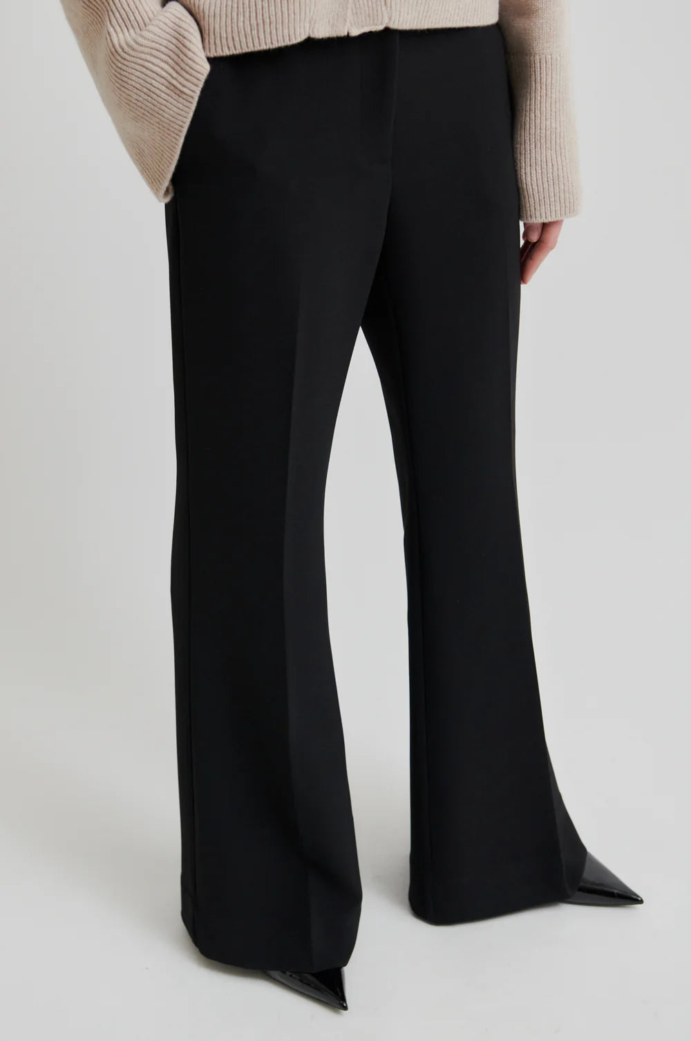 Fique Flared Trousers - Black