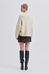 Rikki Knit T-Neck - Dark Chalk