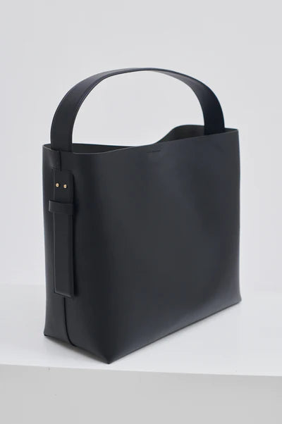 Leata Maxi Leather Bag - Black
