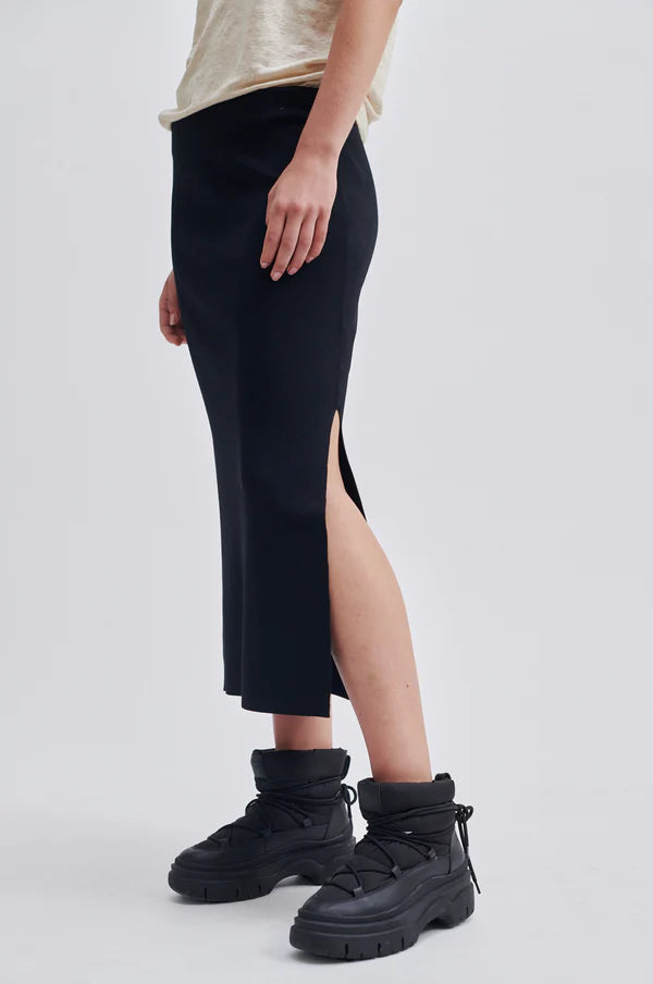 CorentineKnitSkirt