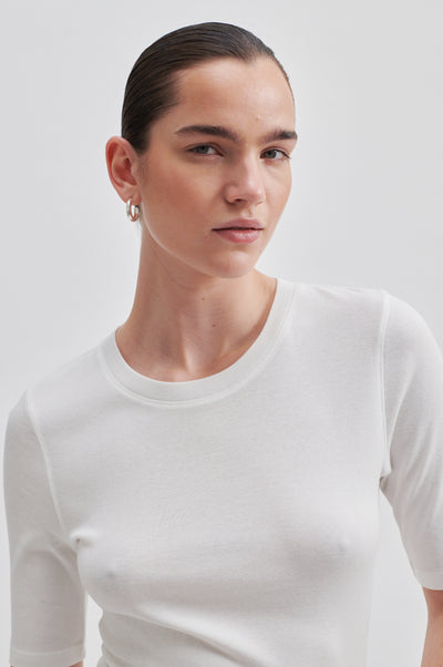 Elvilda SS O-Neck Tee - White