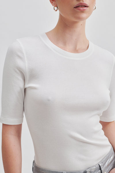 Elvilda SS O-Neck Tee - White