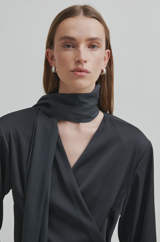 Satine Scarf - Black Sand