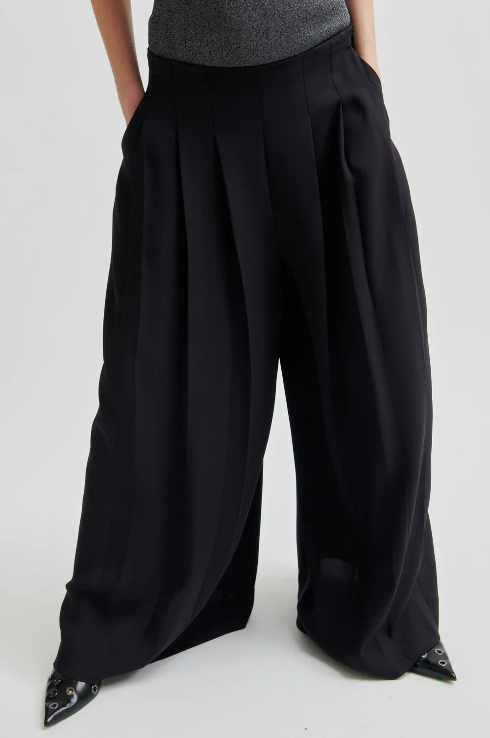 Glara Trousers -Pleated Pant
