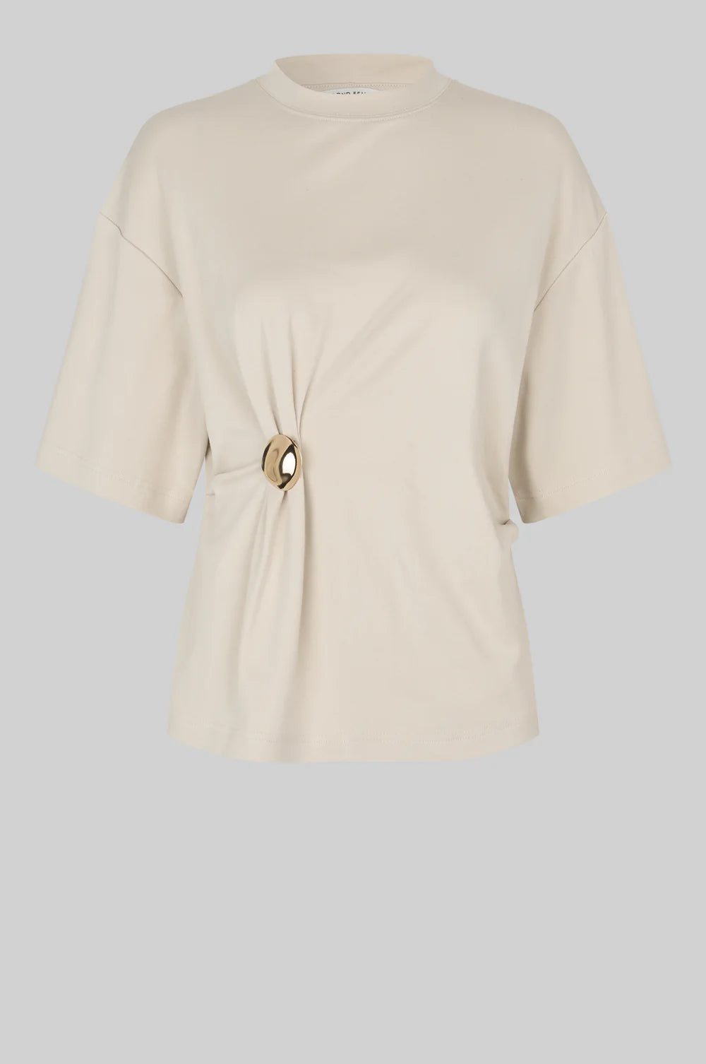 Enora Brooch Tee - Soft Beige
