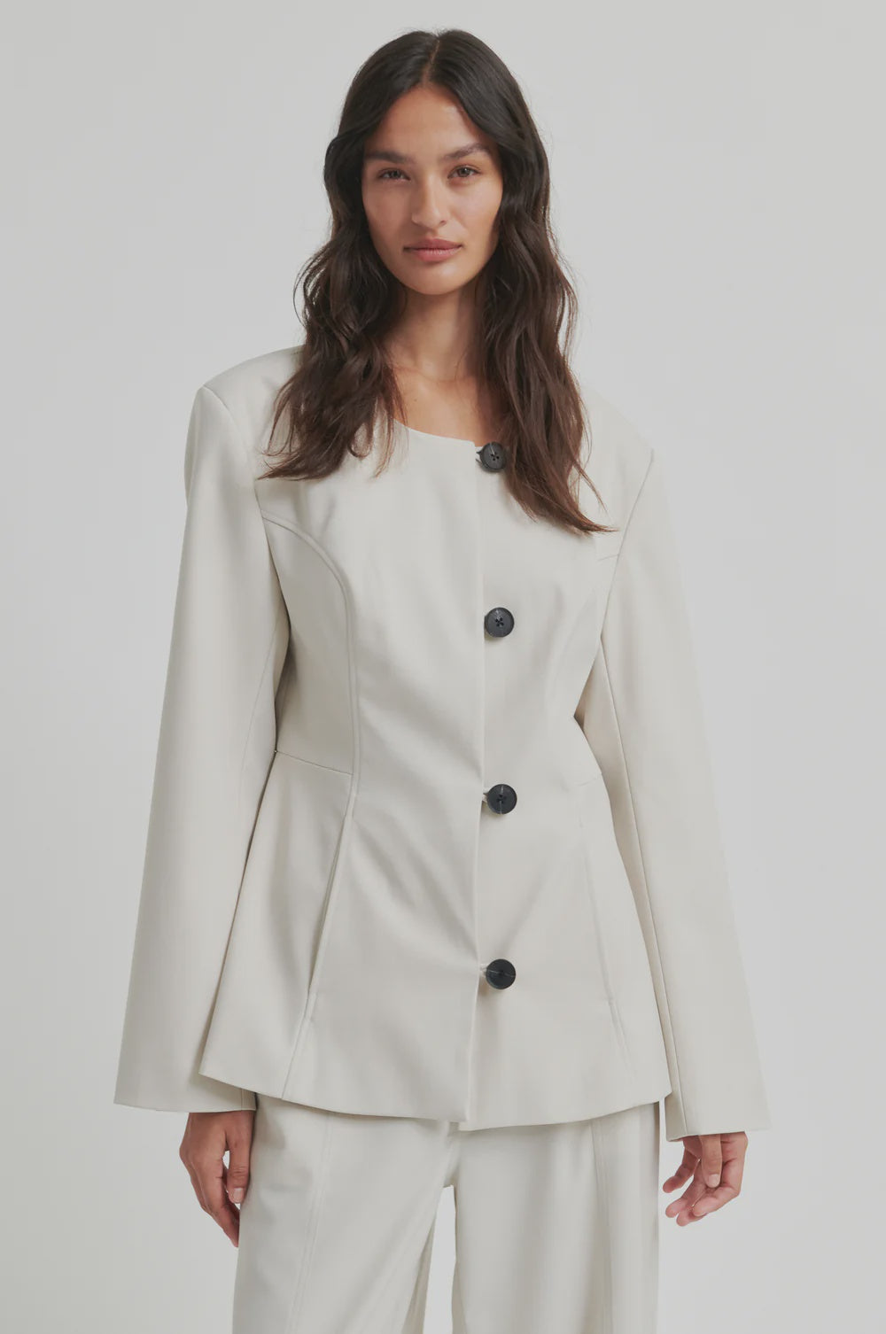Amaze Blazer - Soft Beige