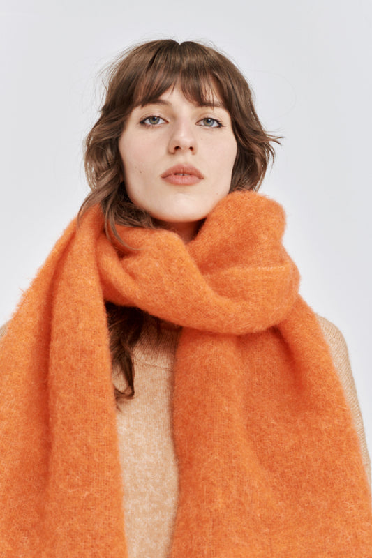 Levona Scarf Carrot
