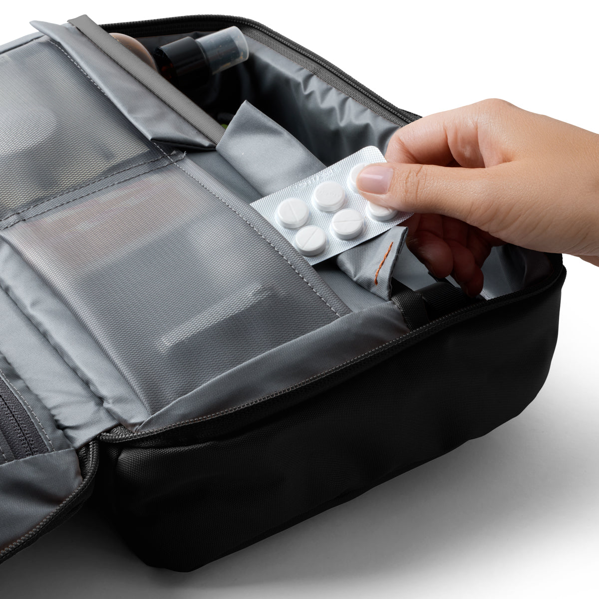 Hanging Toiletry Kit Plus Black