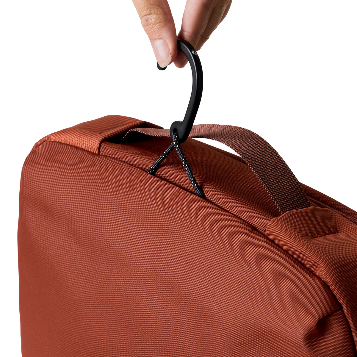 Hanging Toiletry Kit Pls Clay