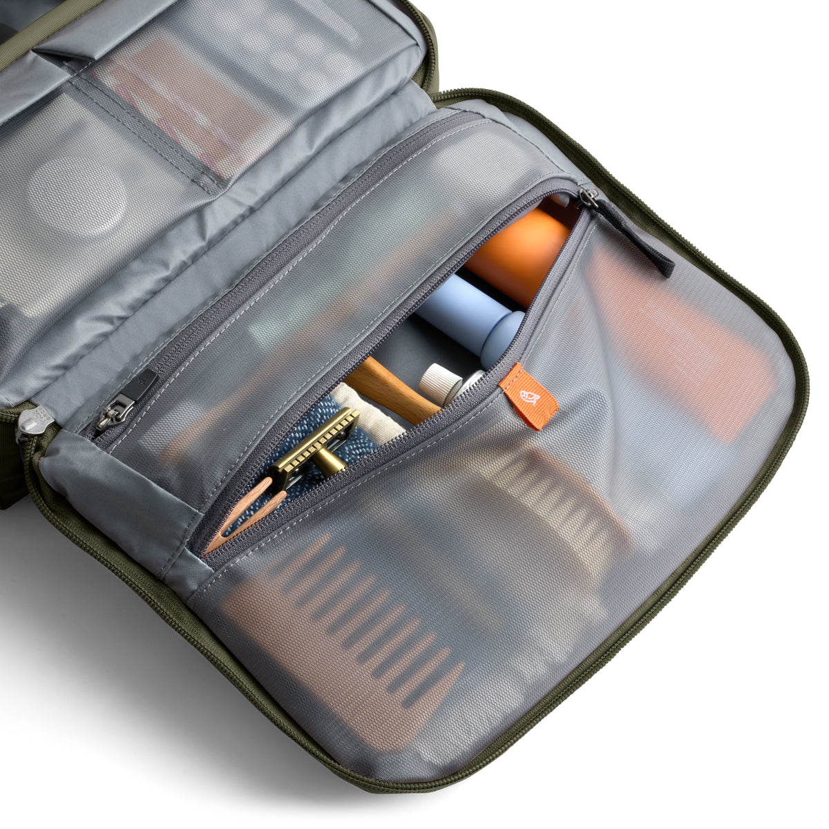 Hanging Toiletry Kit Plus Sea kelp