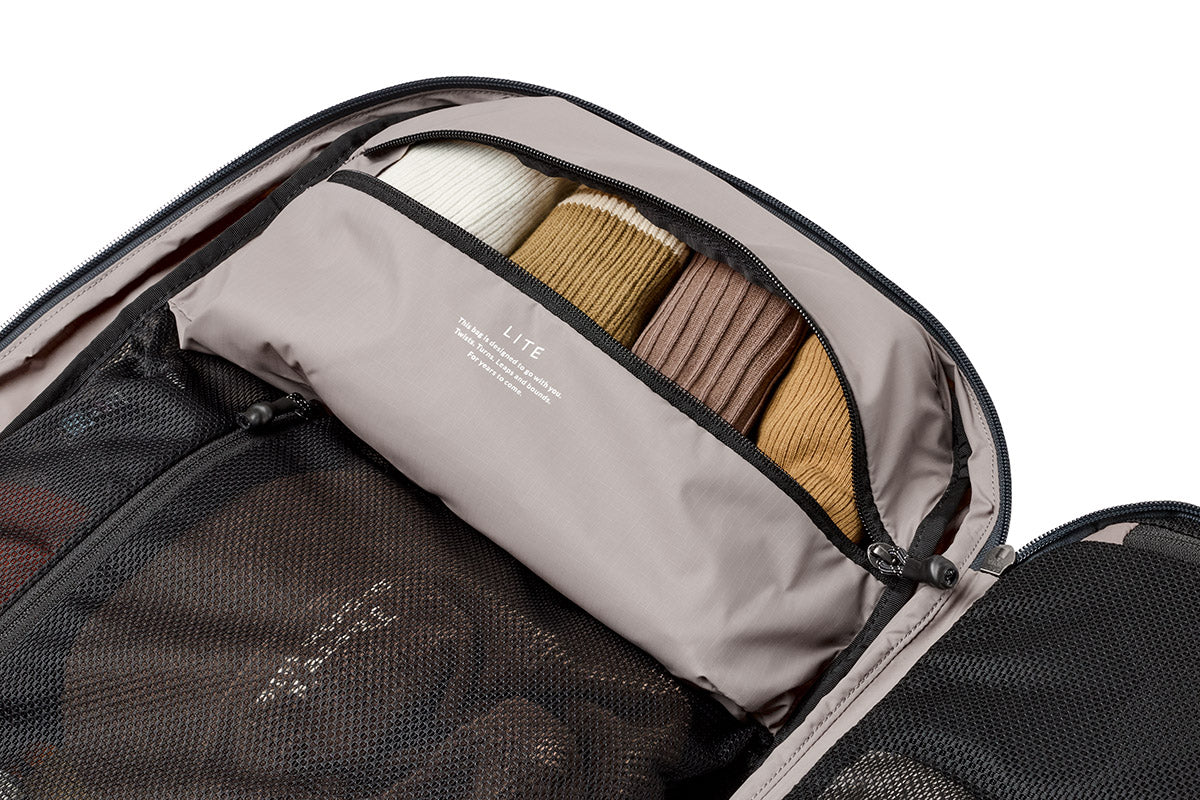 Lite Travel pack 38L Clay