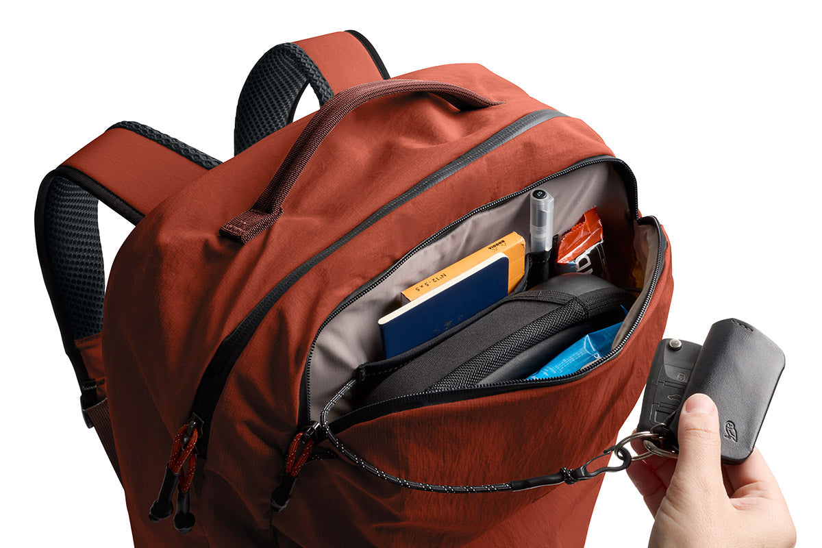 Lite Travel pack 38L Clay