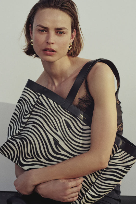 Medium Rio Tote Zebra