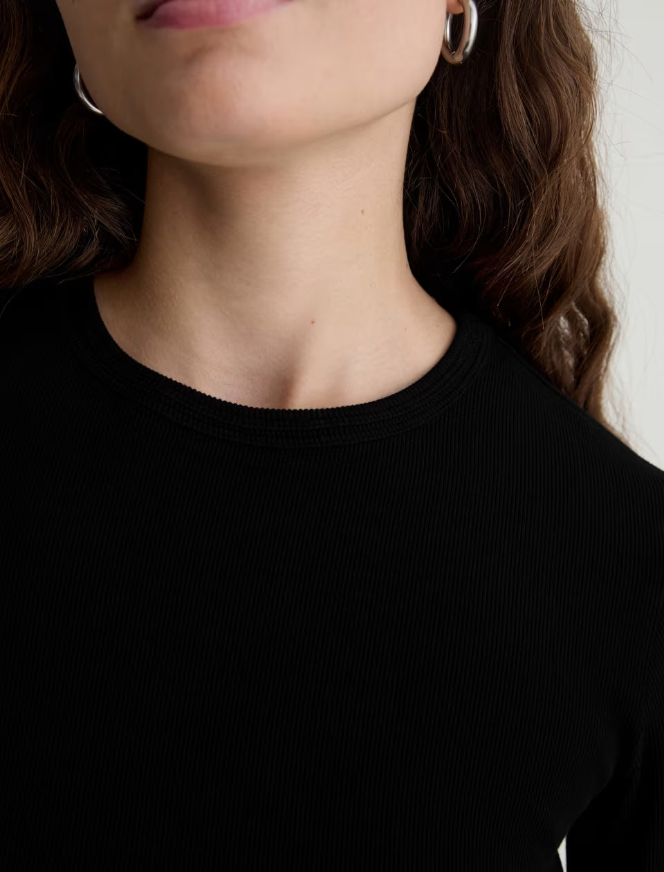 Julia Super Black