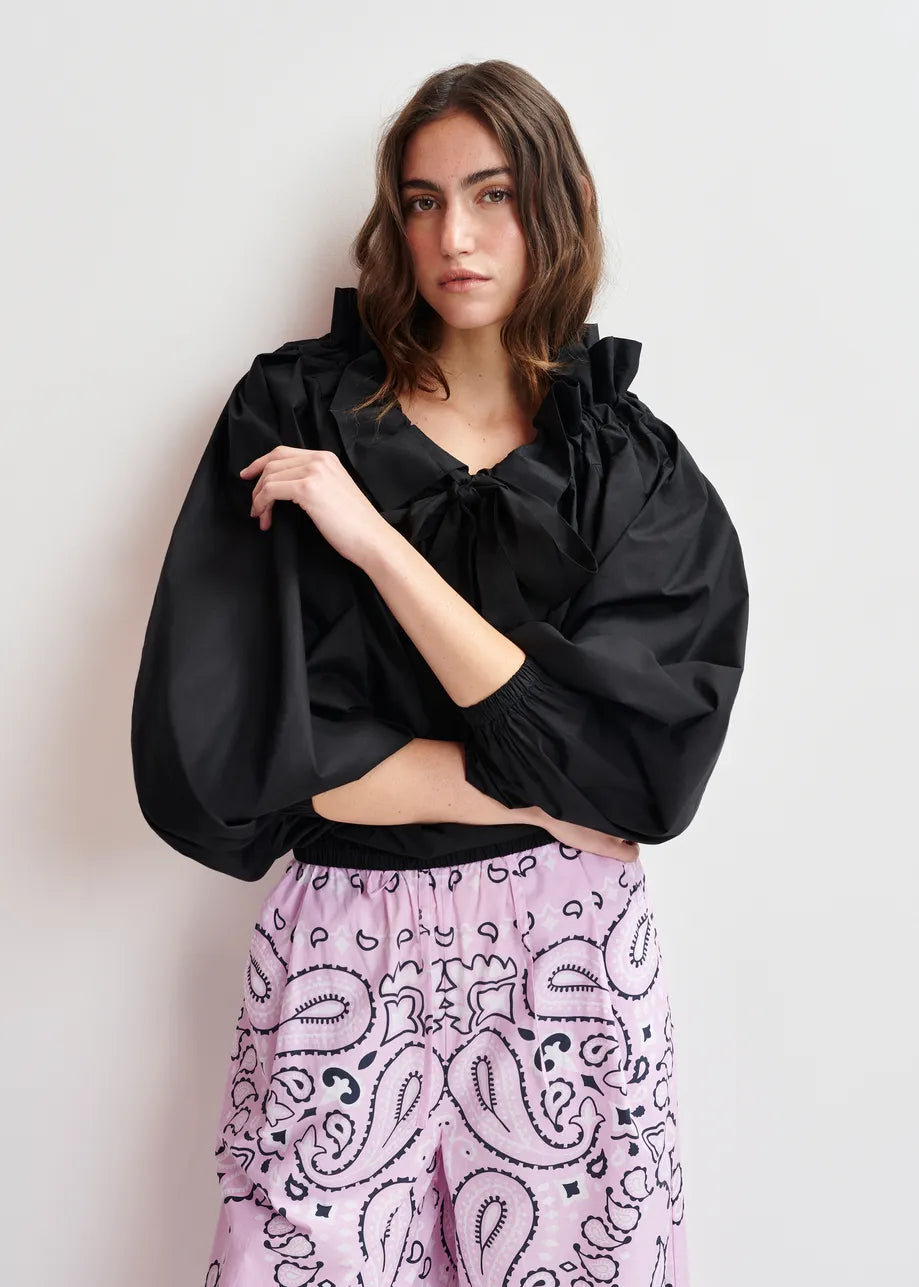 Haquiri Voluminous Top Black