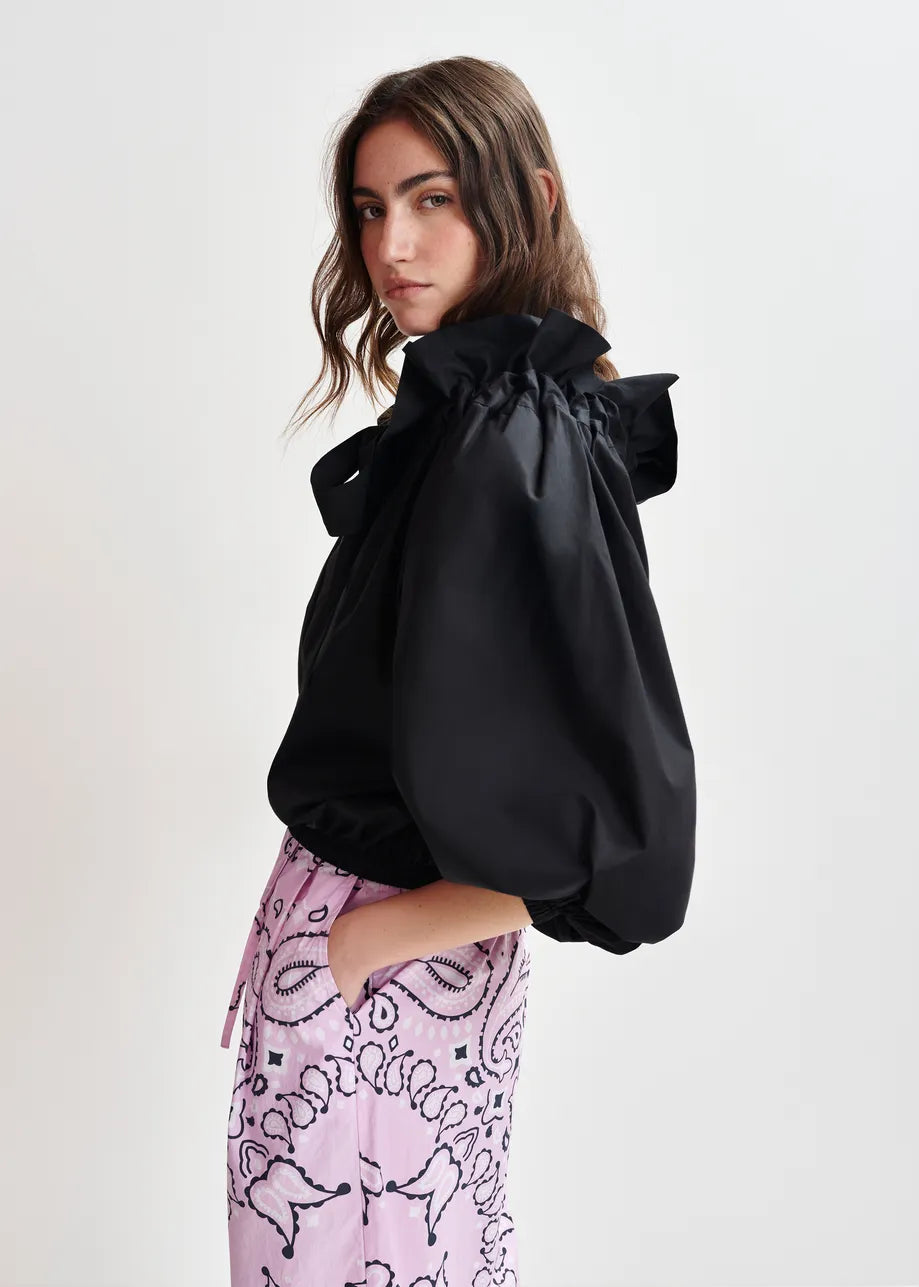 Haquiri Voluminous Top Black