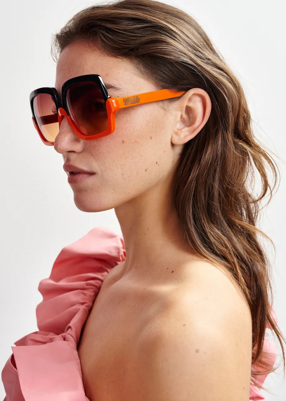 Hiami Oversized Sunglasses - Black/Orange