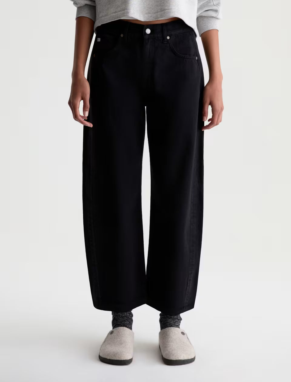 Hattie Super Black