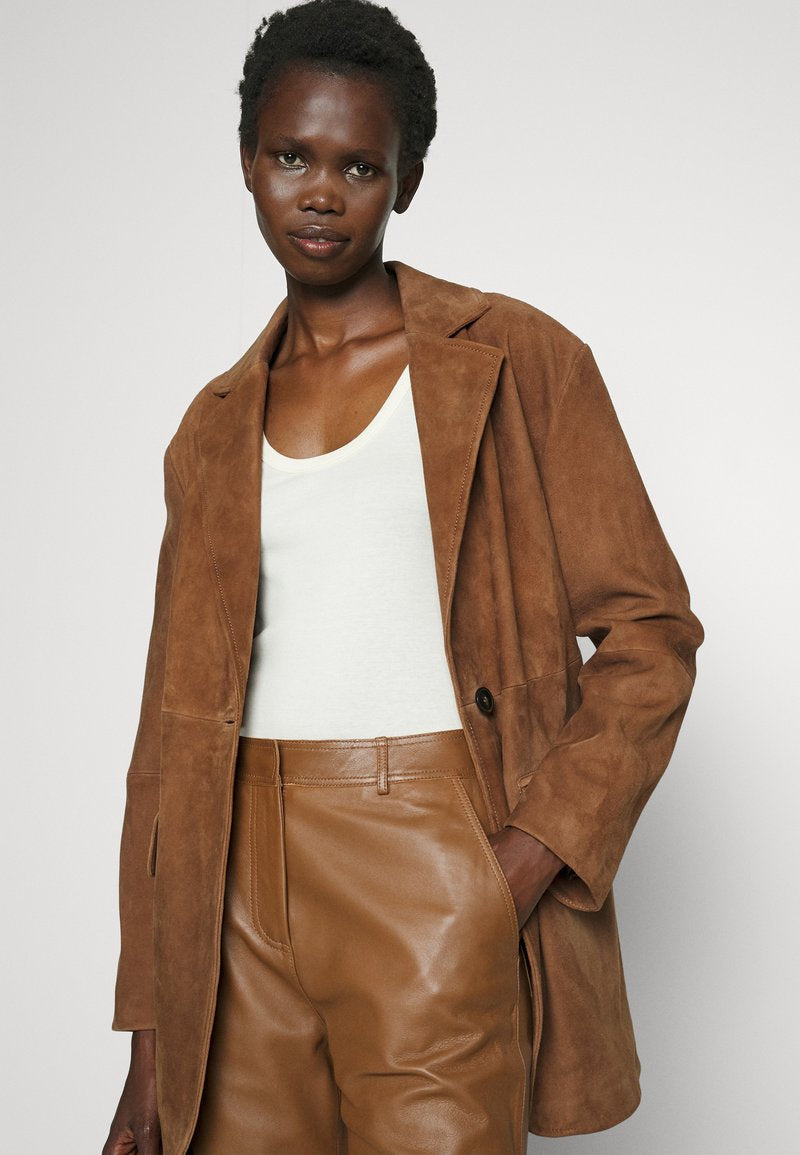 Artu Leather Trench