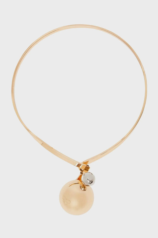 Comica Necklace
