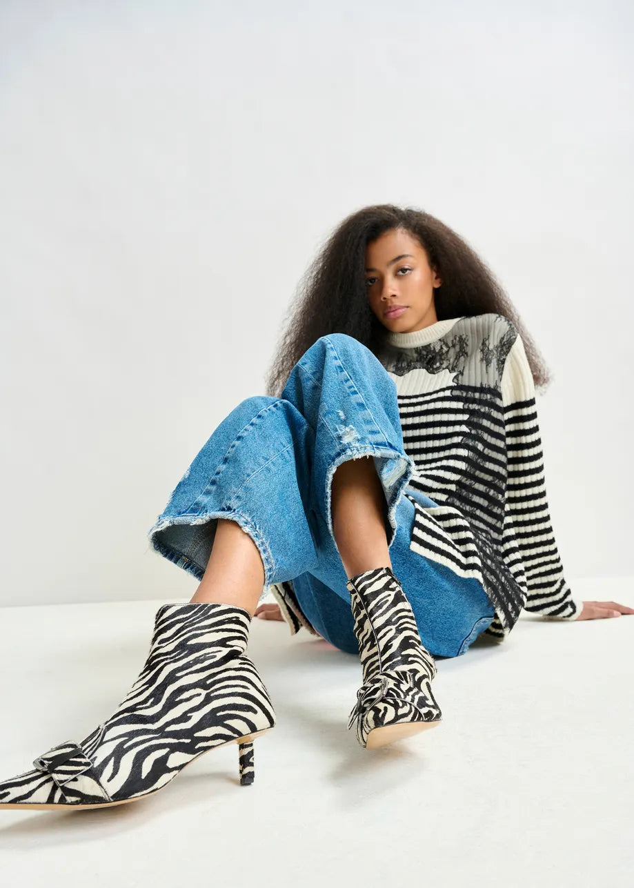 Insane Pullover -  Black